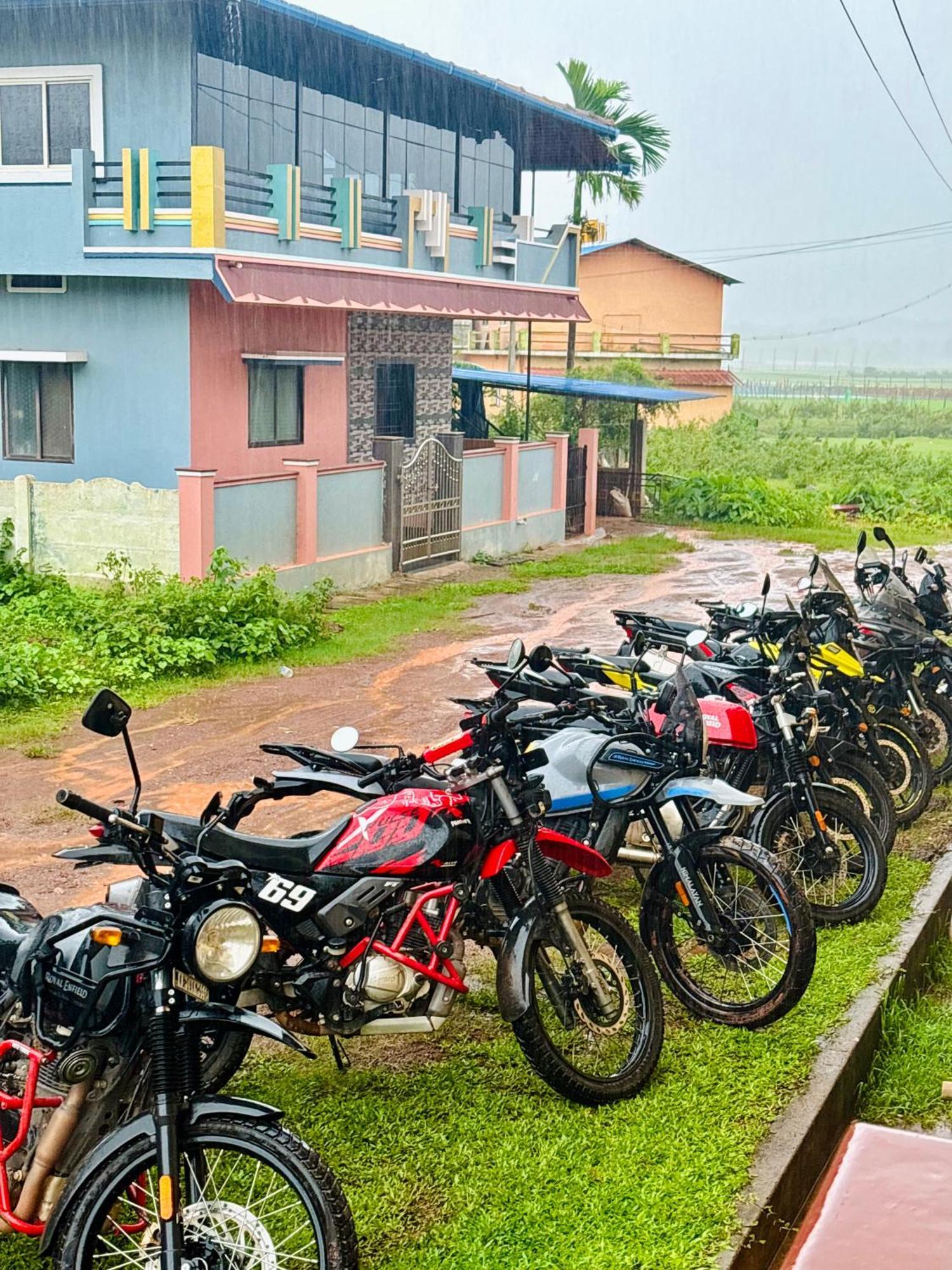 Mungaru Homestay, Talaguppa Sagar  Exterior photo